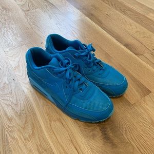 Nike Women’s Air Max 90